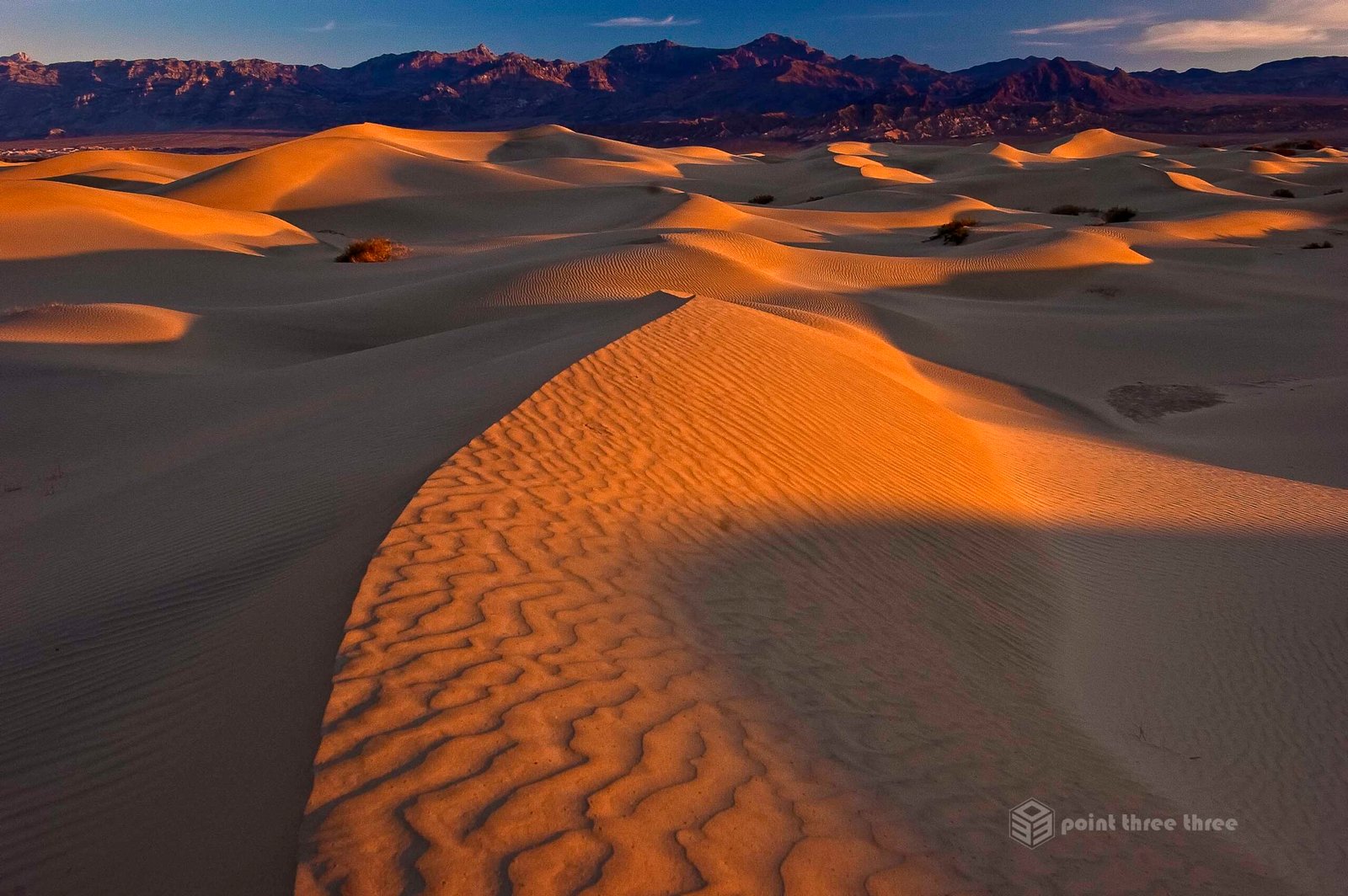 Sunrise at Mesquite Dunes in Death Valley National Park