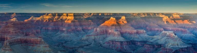 Sunrise panorama of Hopi Point Grand Canyon National Park