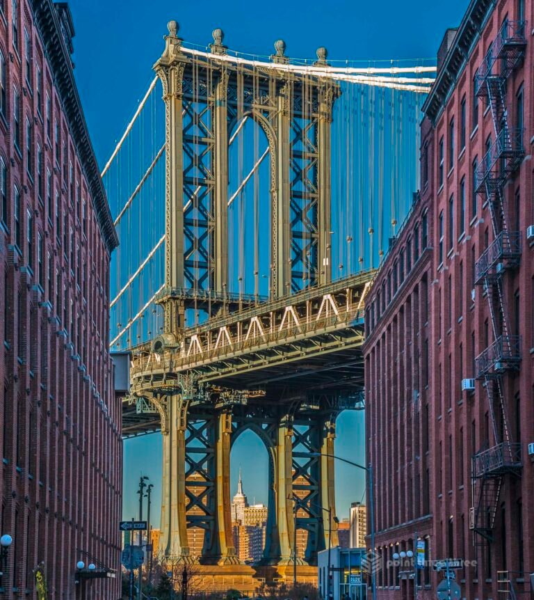 Manhattan Bridge as viewed from Brooklyn, New York