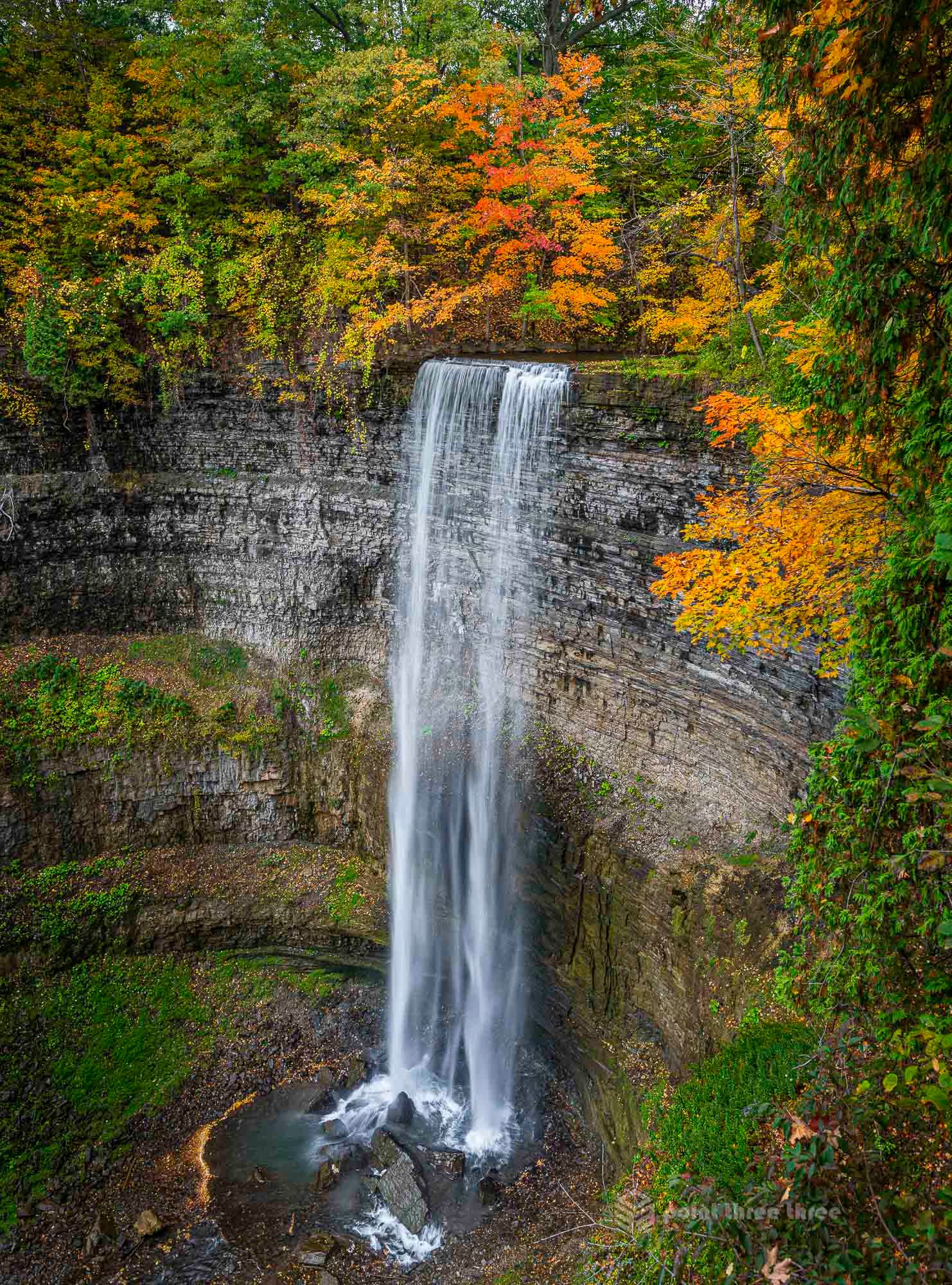 Tew Falls, Hamilton's tallest waterfall with autumn colors