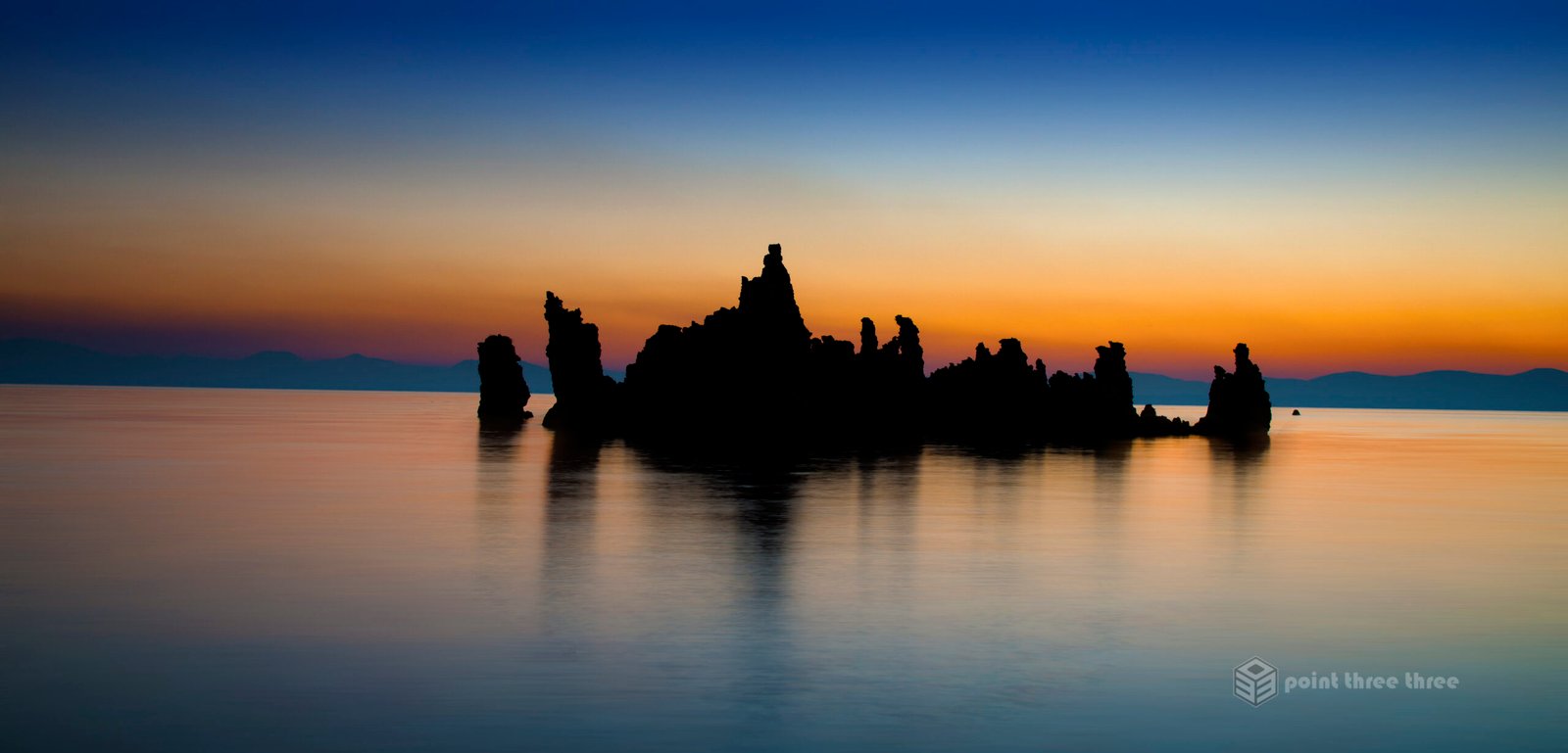 Sunrise of Tufa's at Mono Lake, California