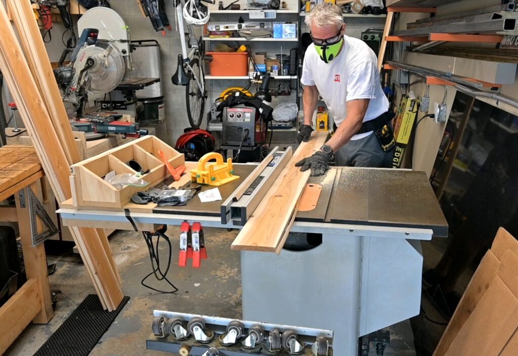 Cedar Slats - Ripping raw material to width on the table saw