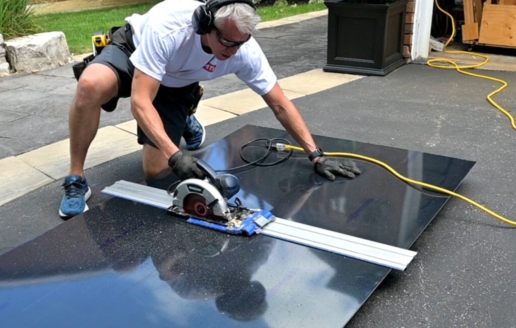 Cutting ACM to approximate size